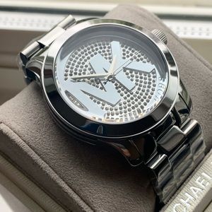 MICHAEL KORS Runway Silver + Crystal Women’s Watch MK5544 NEW